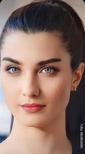 Tuba Büyüküstün